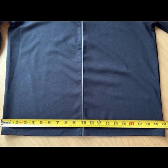 Banana Republic Black with White Piping Classic Top - Picture 4 of 8